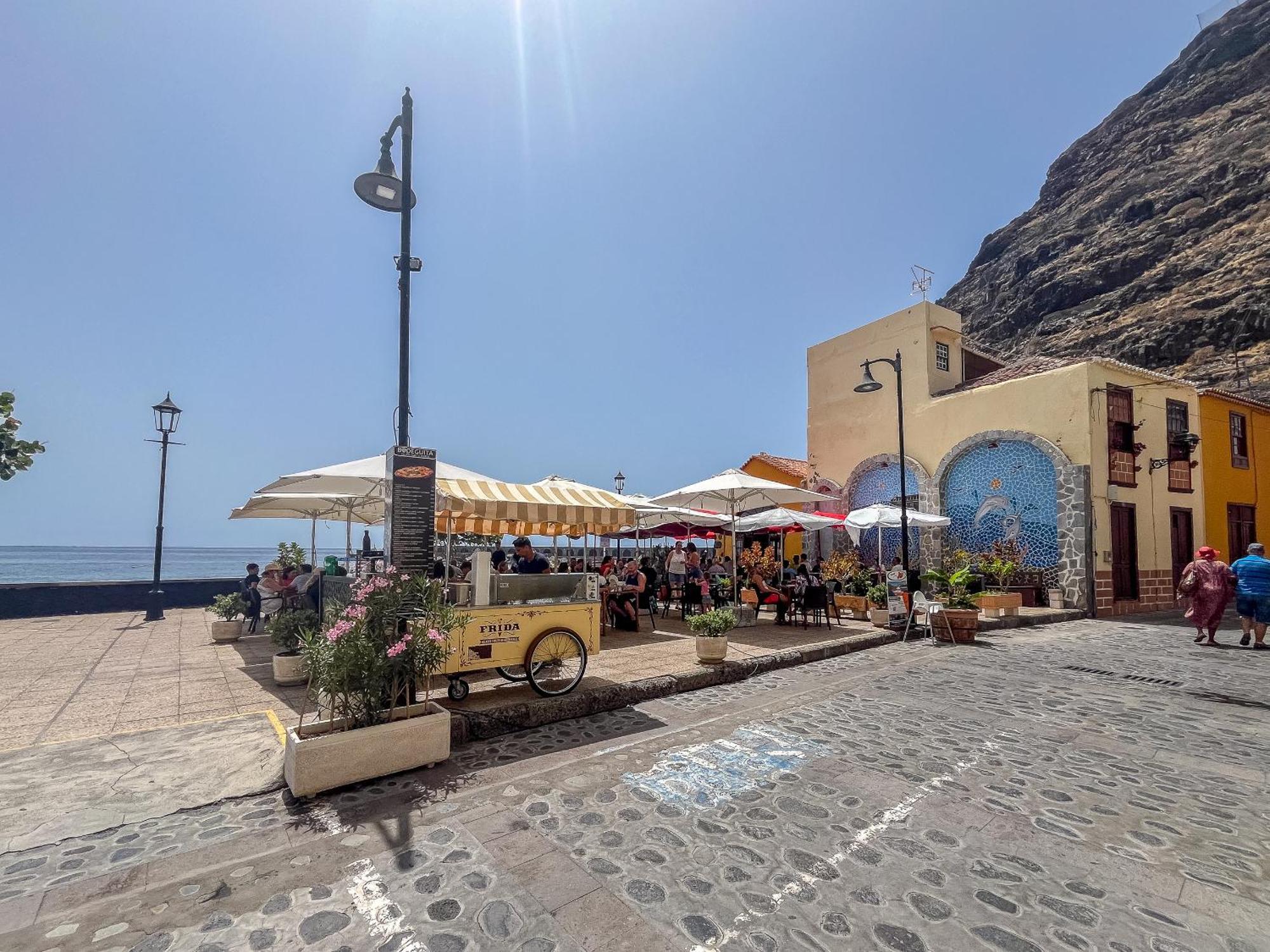 Lightbooking La Palma Apartment *