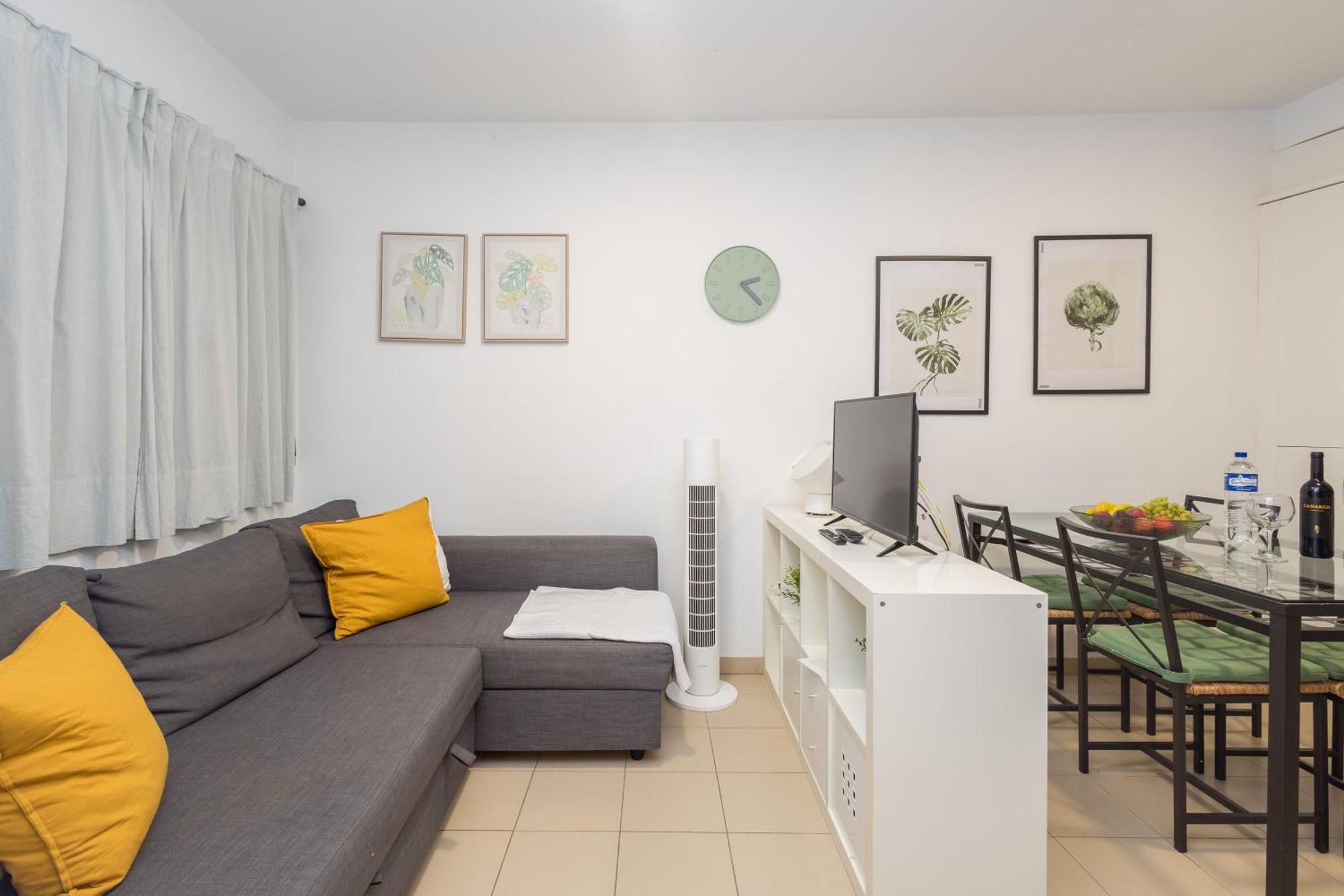 Lightbooking La Palma Apartment *
